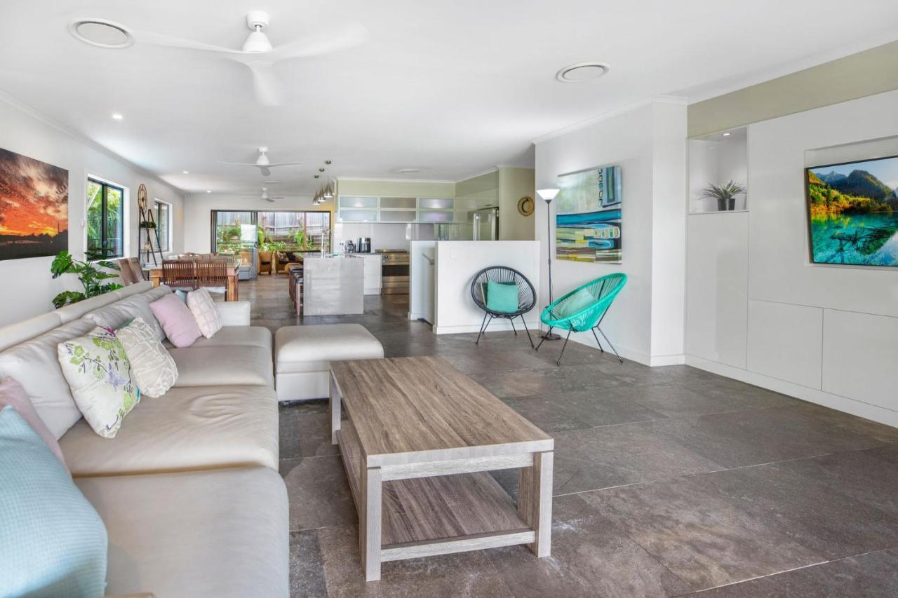 Holiday home 250 David Low Way Peregian Beach