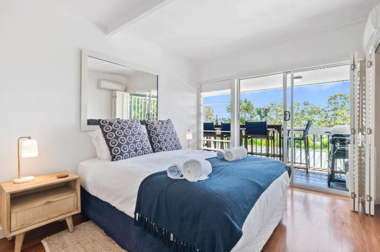 Ocean Views Central To Everything , 2 Bed, 2 Minute Walk To Beach Apartment Noosa Heads