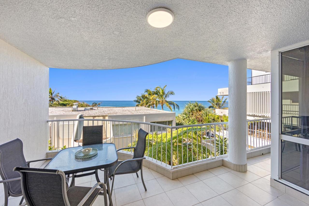 La Mer Sunshine Beachfront 4*