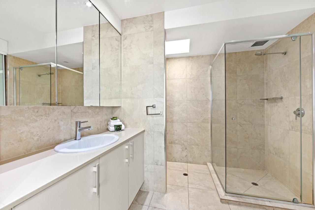 La Mer Sunshine Beachfront 4*
