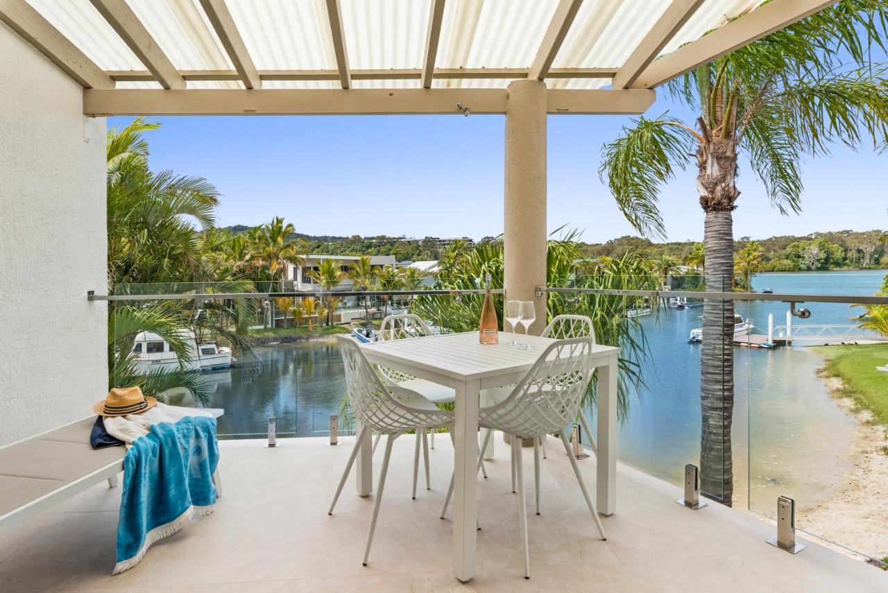 St Tropez 7, Stylish On The Waterfront, River Views Apartment *
