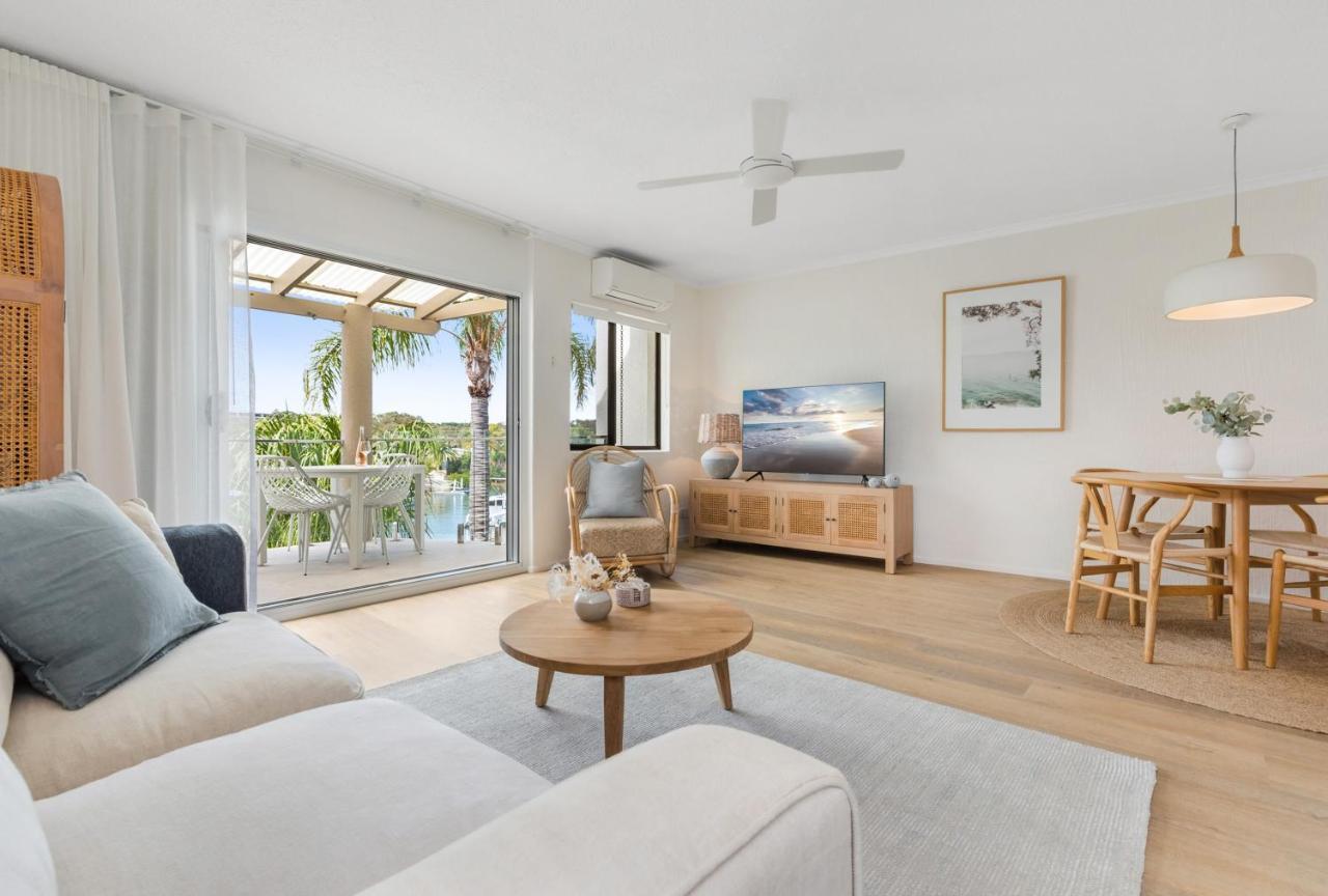 Apartment St Tropez 7, Stylish On The Waterfront, River Views *