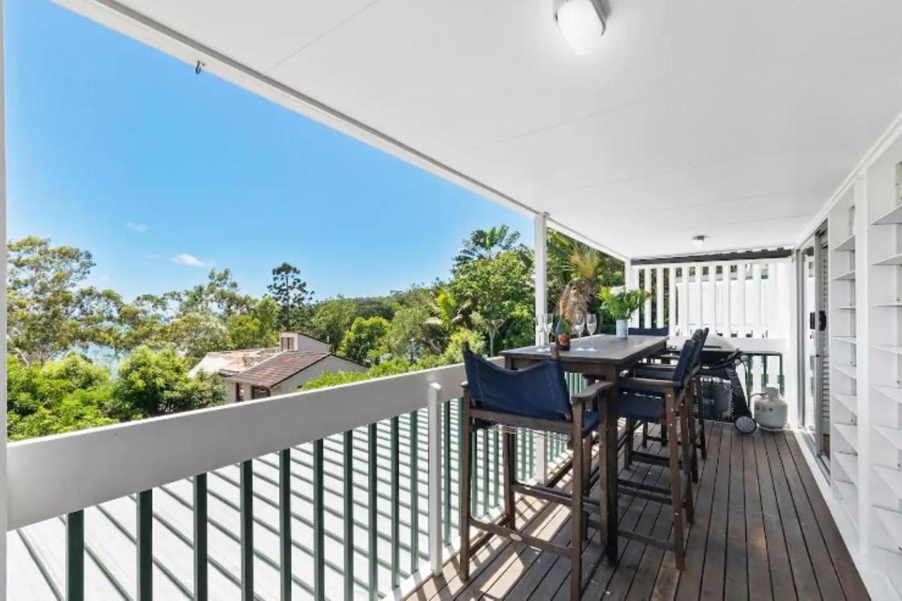 Ocean Views Central To Everything , 2 Bed, 2 Minute Walk To Beach Noosa Heads
