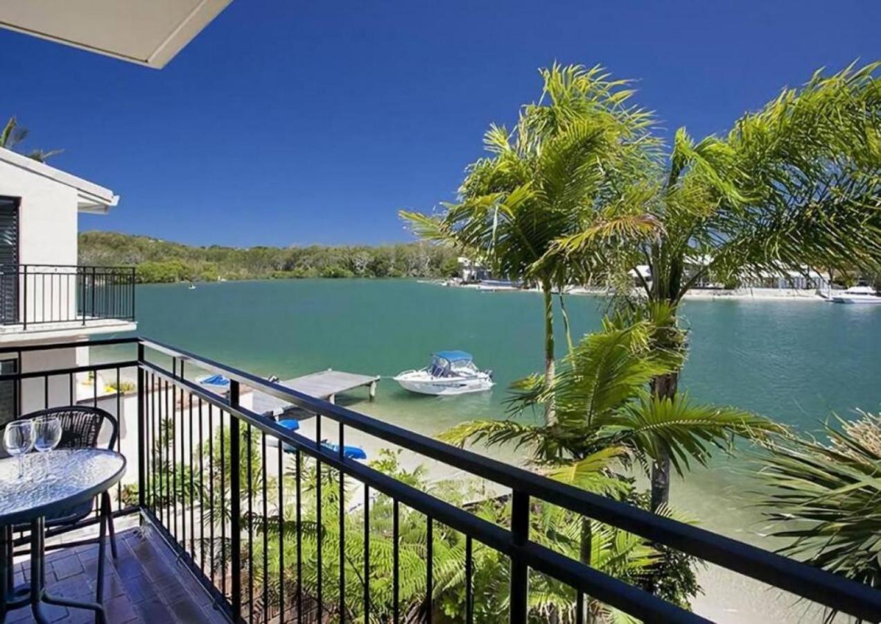 1 Holiday In Peza Court Apartamento *