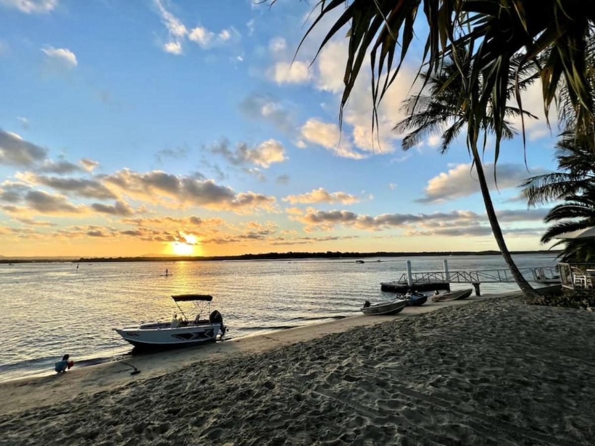 26 Quamby Place By The Water * Noosa Heads