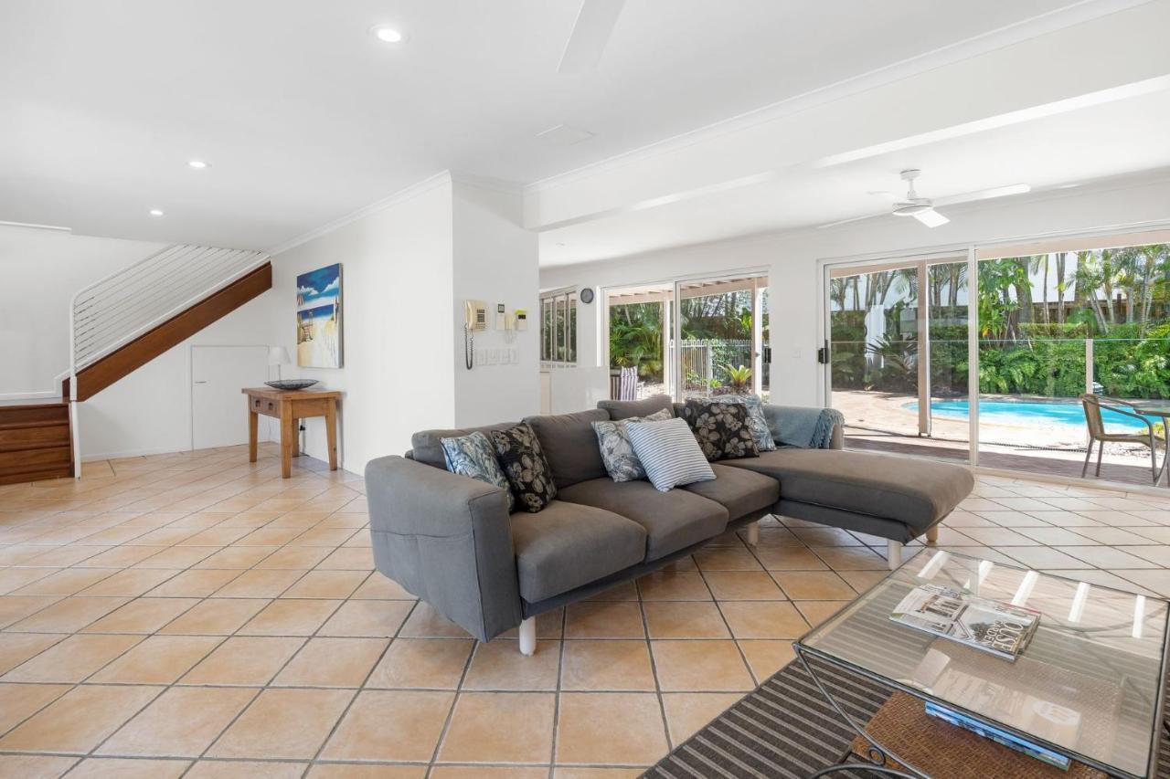 10 Wesley Court