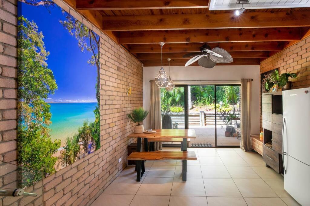 Gorgeous Townhouse With Pool! Noosa Heads
