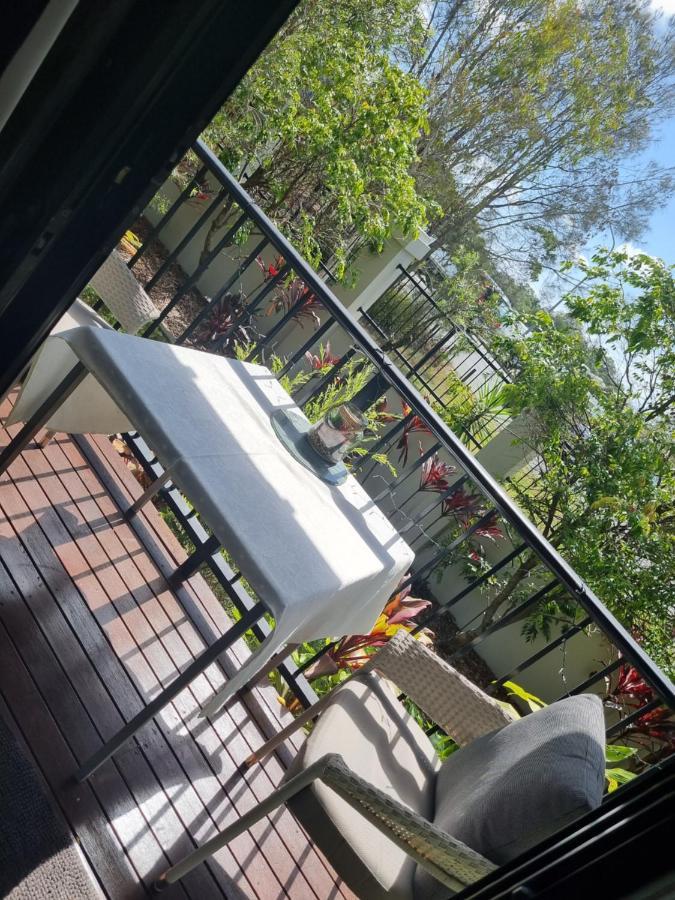 Noosa Riverfront Apartment