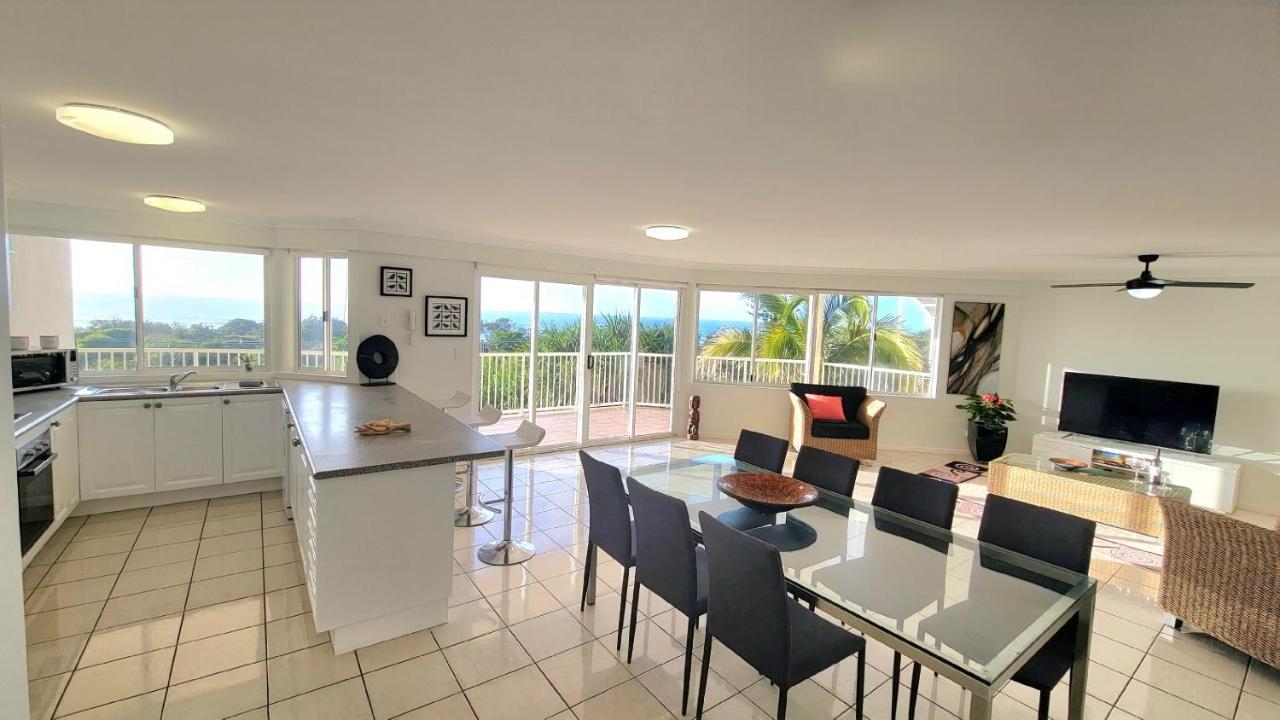 Peregian Ocean View Apartment *