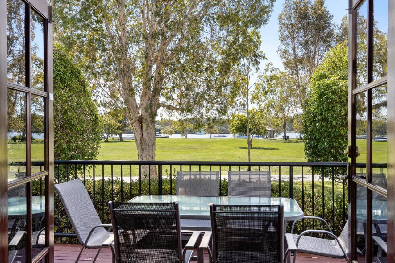Aqua Riverside Retreat With Pool Apartment Noosaville