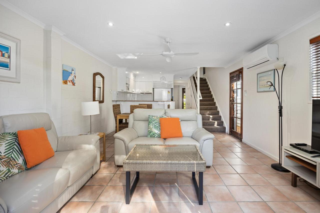 Aqua Riverside Retreat With Pool Apartment Noosaville