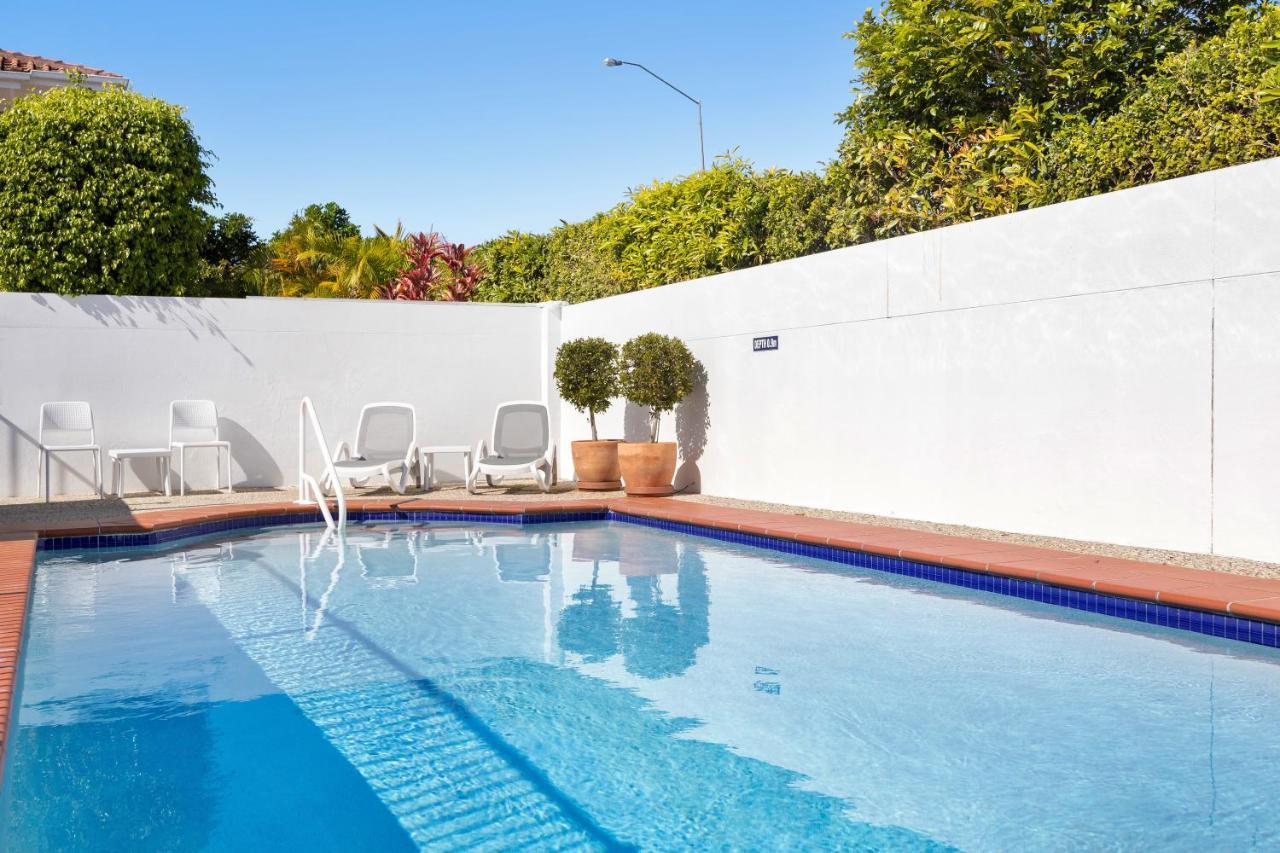 Apartment Aqua Riverside Retreat With Pool Noosaville