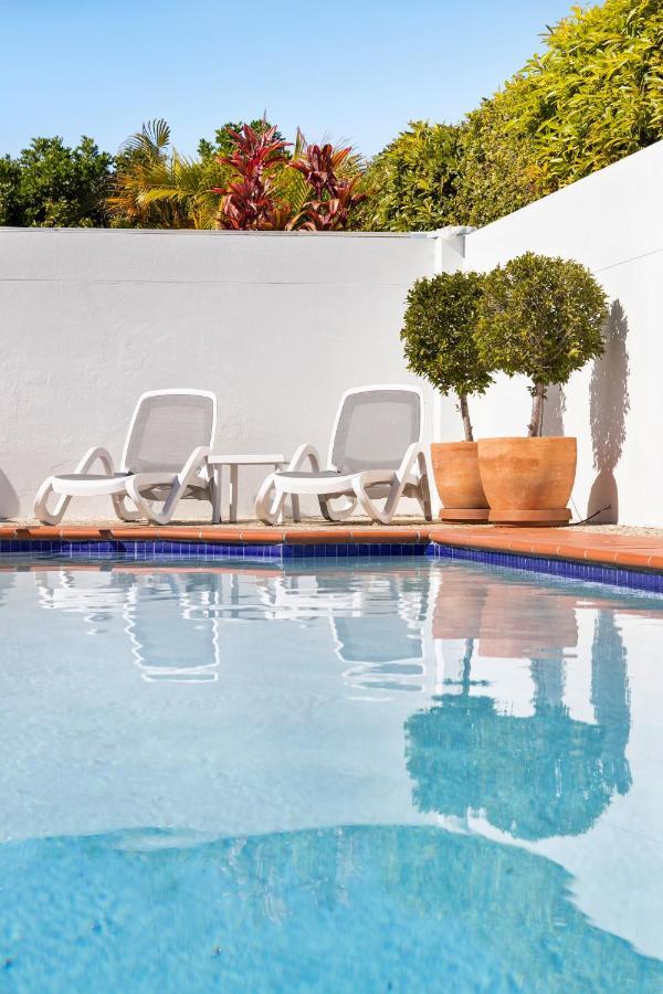 Aqua Riverside Retreat With Pool Noosaville
