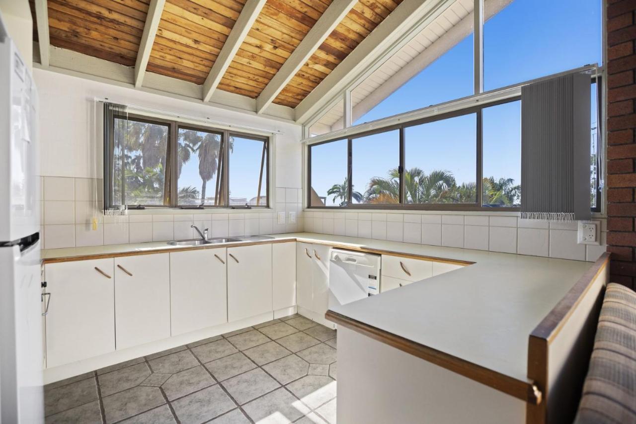 Apartment 9 6 Drive Noosa Heads
