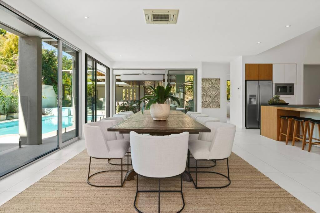 Witta Circle - Walk To Hastings St & Holiday home