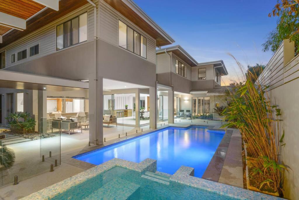 Witta Circle - Walk To Hastings St & Holiday home *