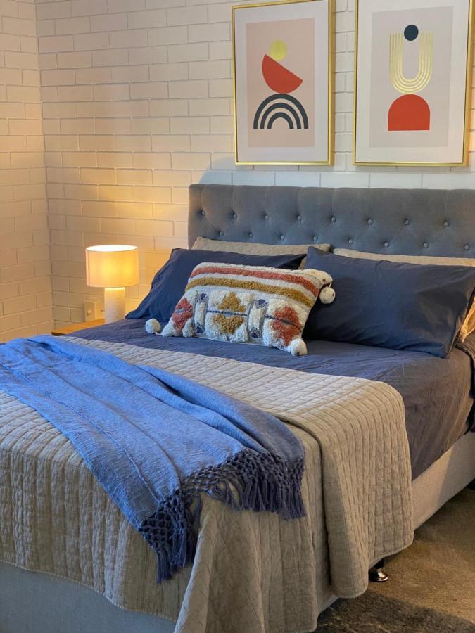 Illoura Three Bedroom Noosa River View Apartment