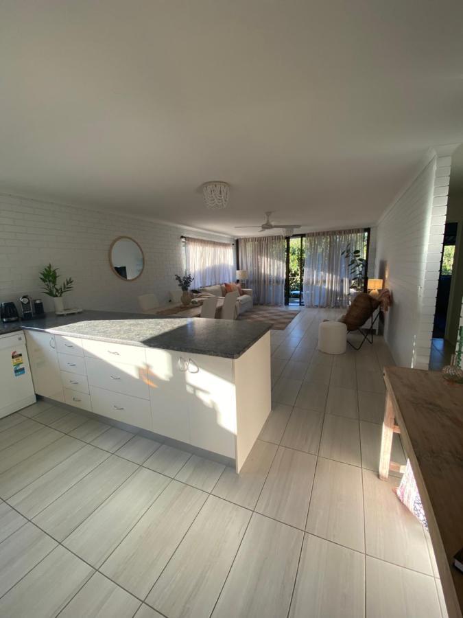 Illoura Three Bedroom Noosa River View Apartment *
