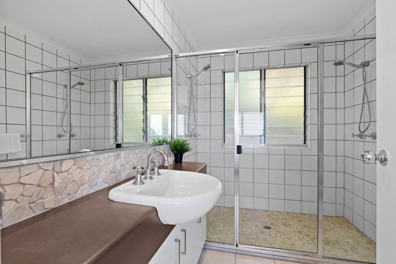 Unit 6 Andari Sweeping Sunshine Views Close To Everything *