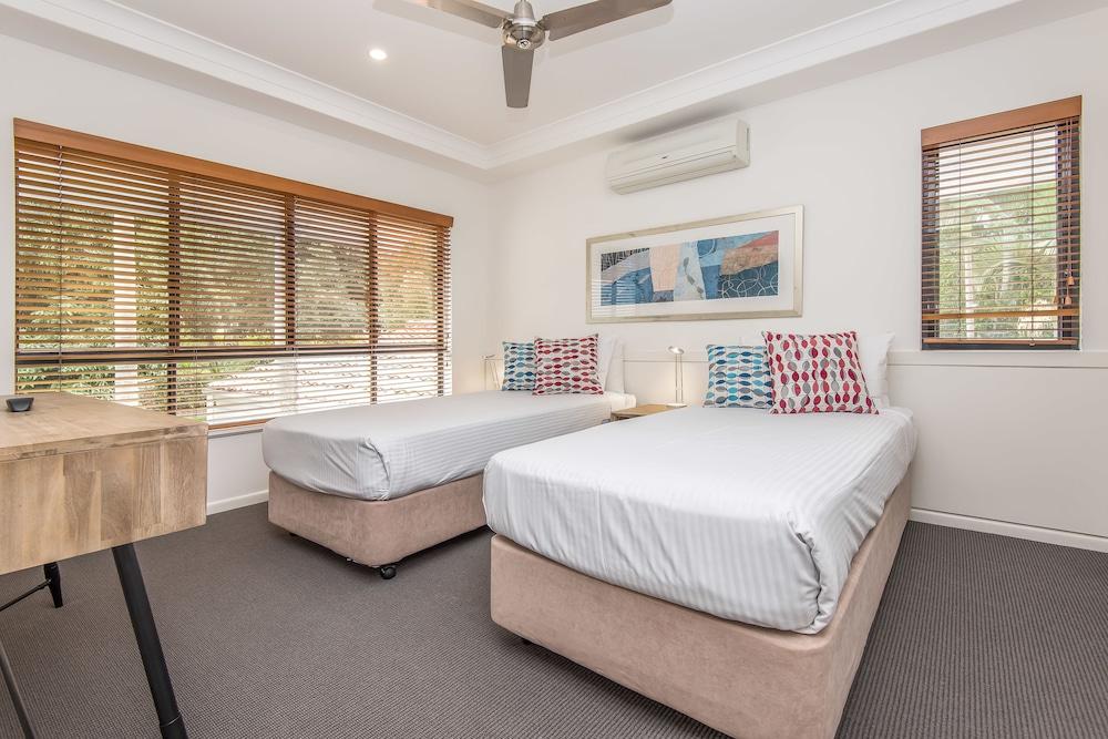Springs Golf & 4* Noosa Heads