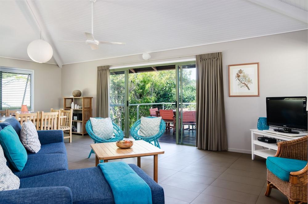 The Retreat Aparthotel 4*