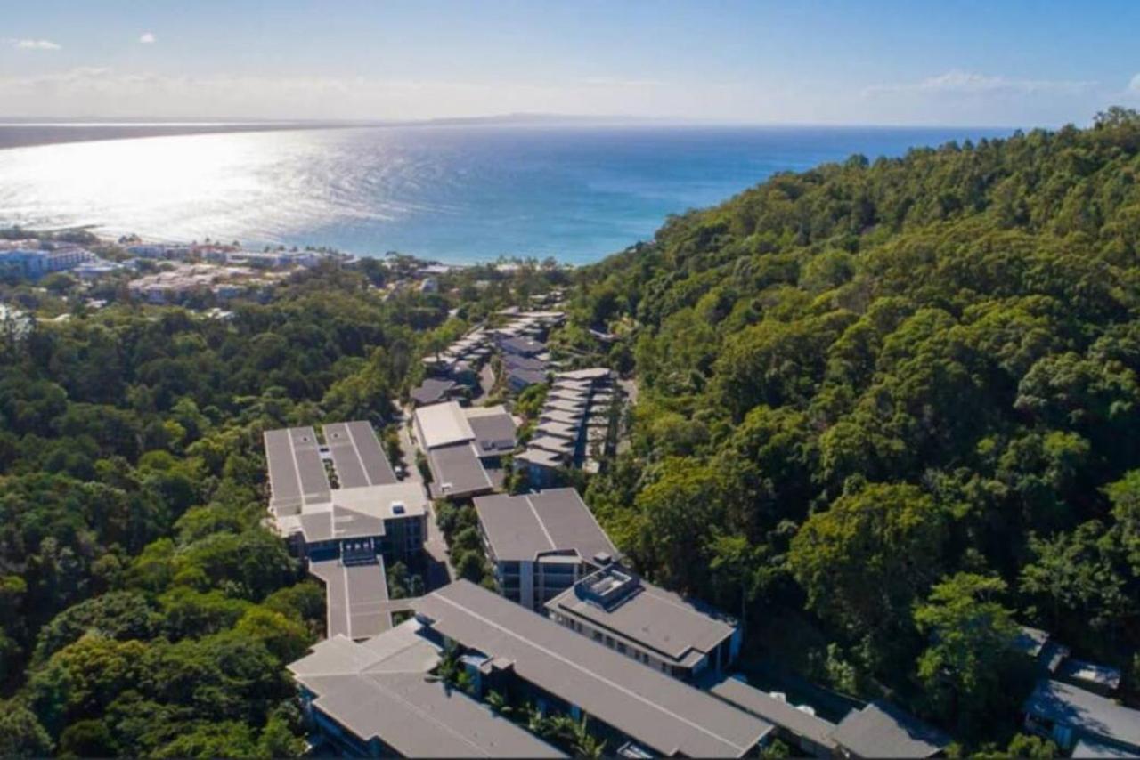 Tranquil Treetop Retreat Minutes From The Beach 7405 Apartment