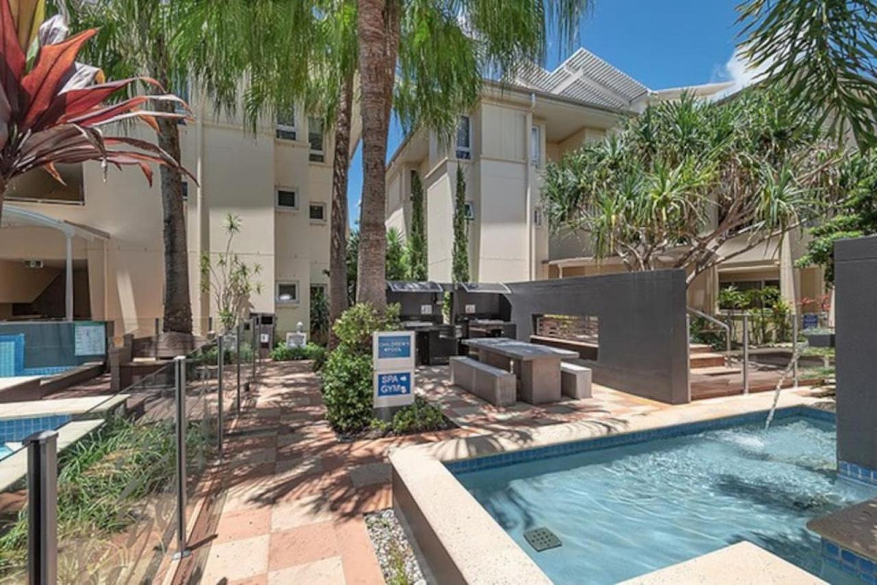 Luxury In The Heart Of Hastings Street 628 Apartment *