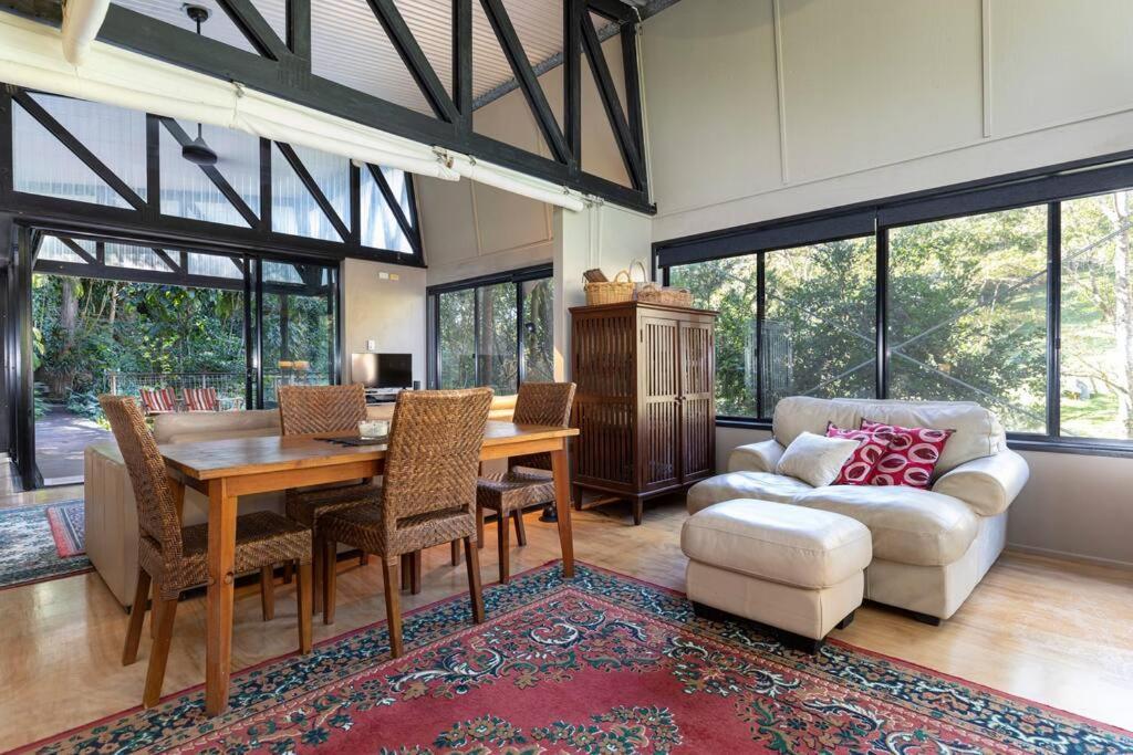 Holiday home Country Creek Retreat *