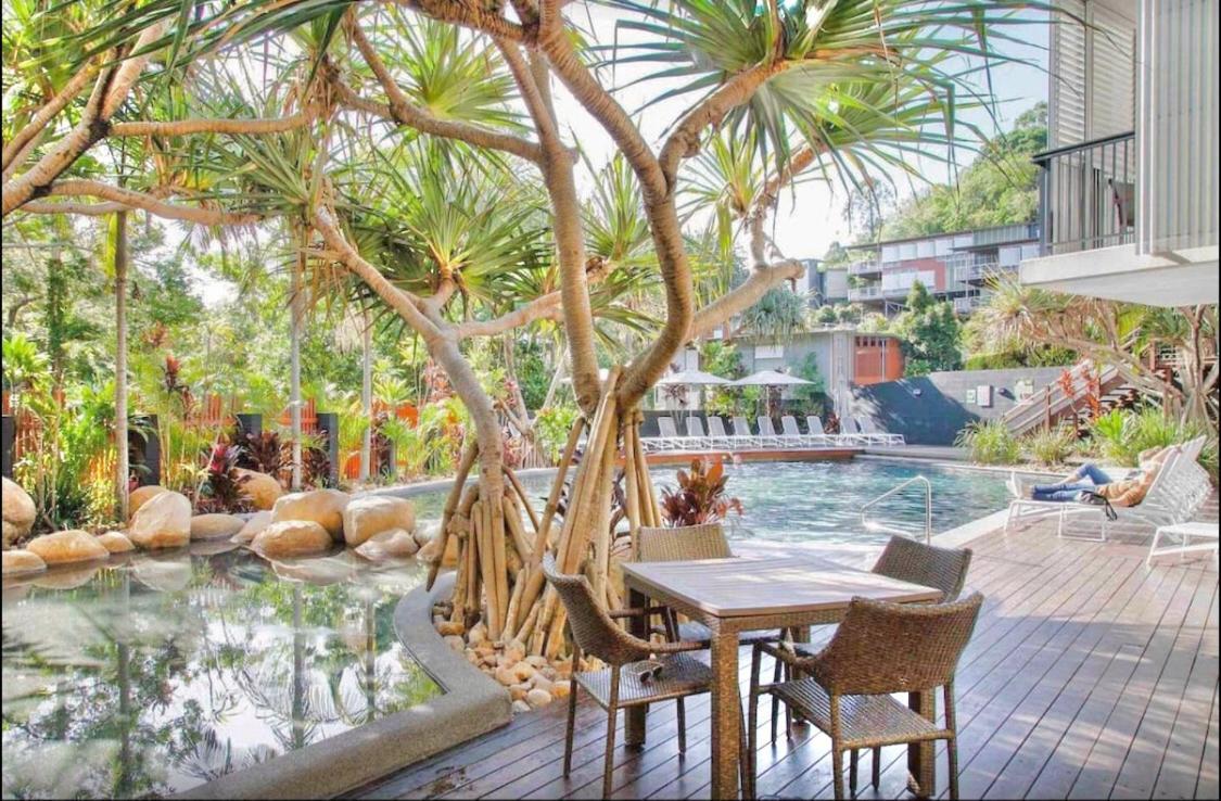 Tranquil Treetop Retreat Minutes From The Beach 7405 Apartment