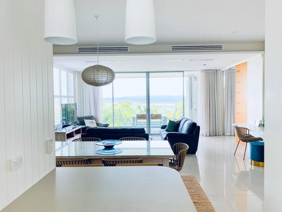 Deluxe Penthouse With 5-star Views Apartment Noosa Heads