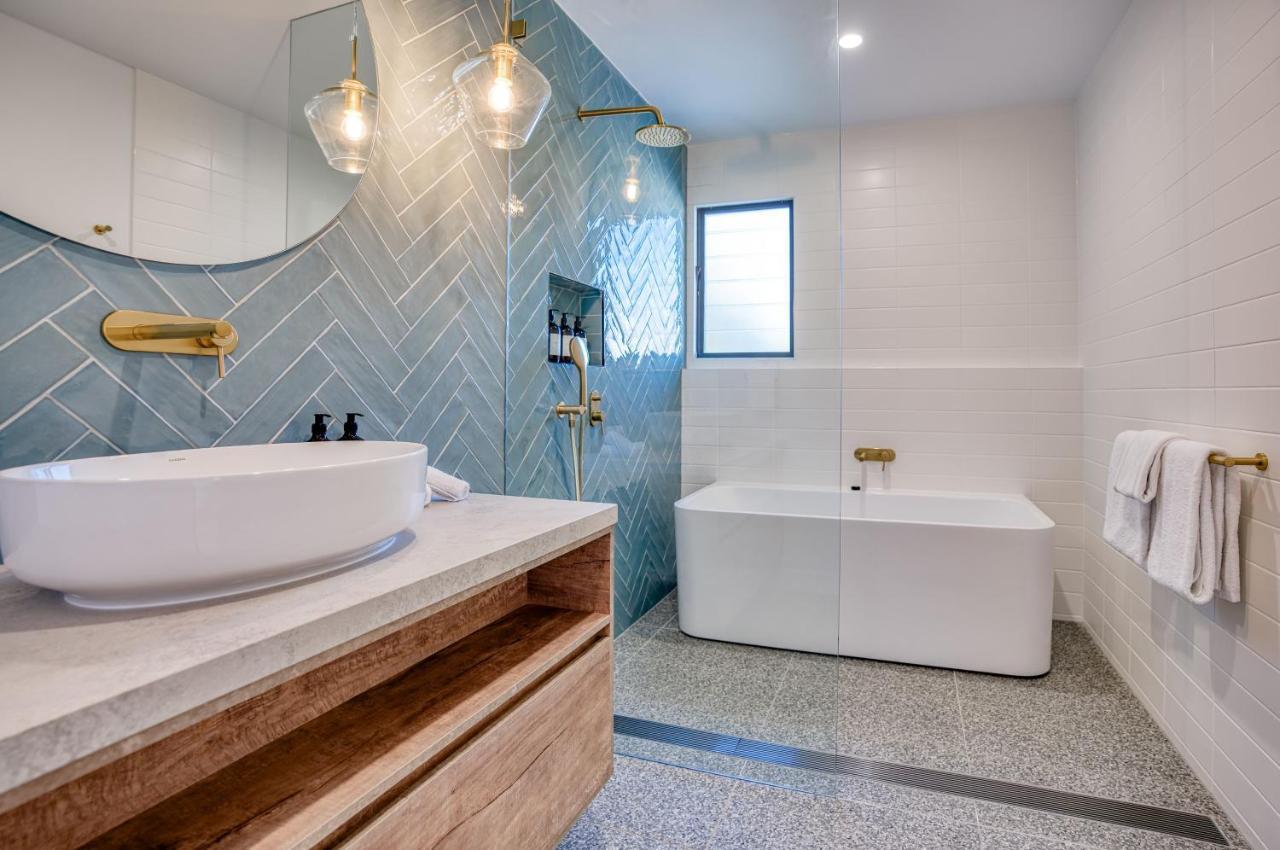 Essence Peregian - Lily 4 Bedroom Luxury With Private Pool Holiday home