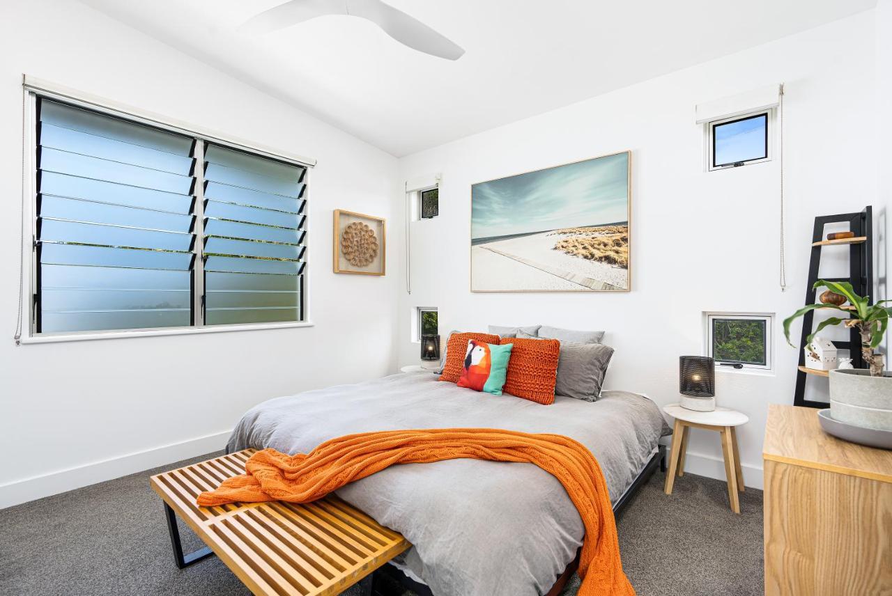 Chic Beachside Abode, Sunrise * Sunrise Beach