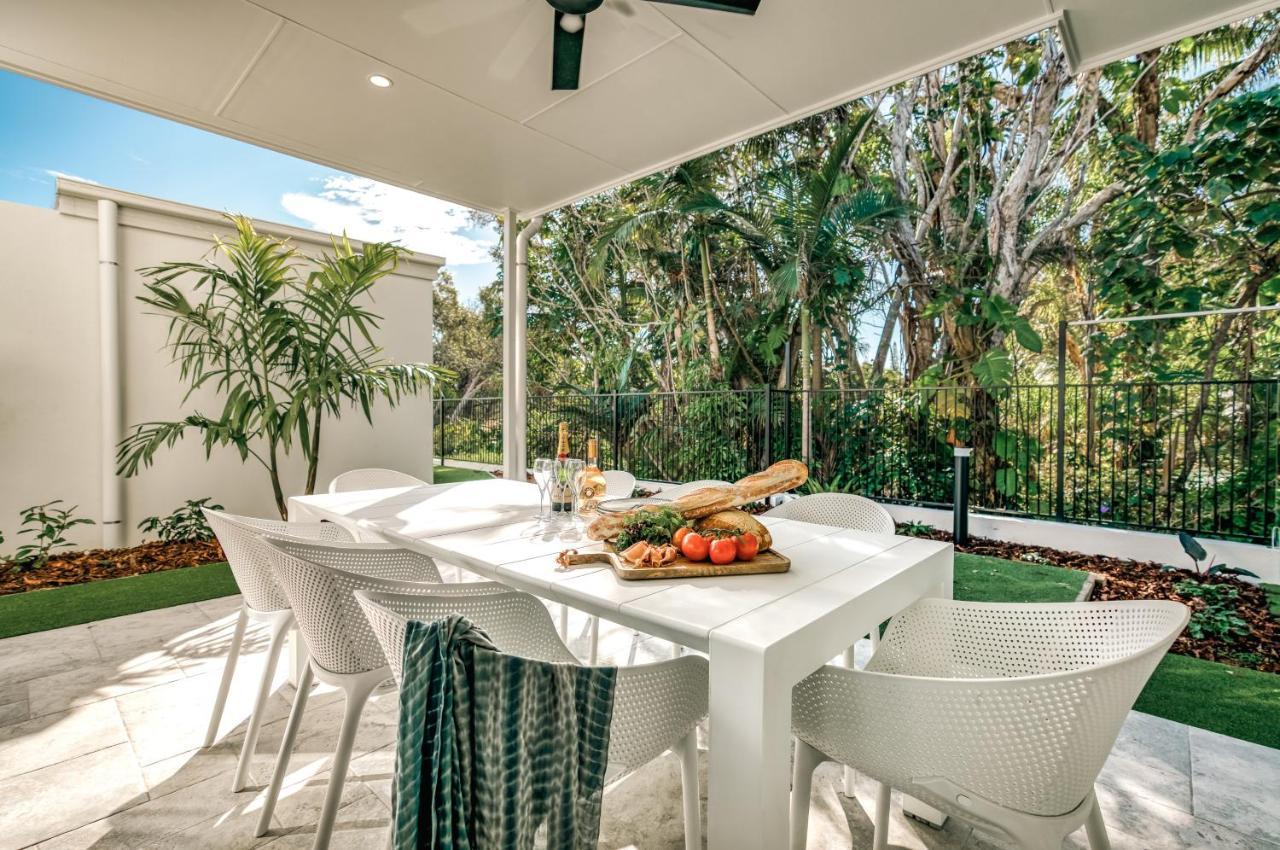 Essence Peregian - Lily 4 Bedroom Luxury With Private Pool *