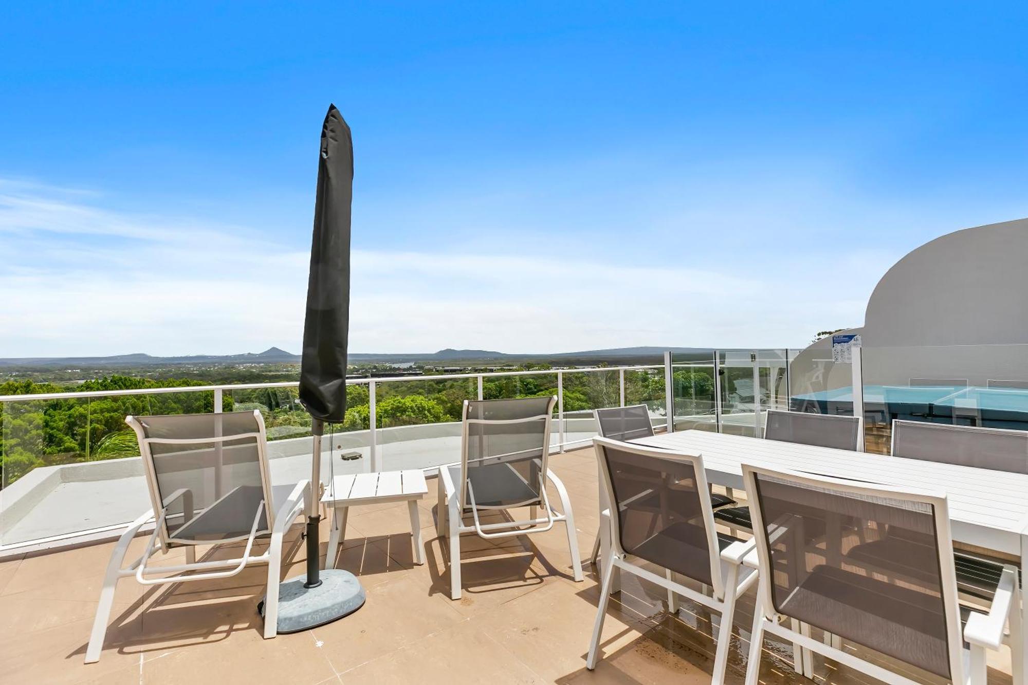 Aparthotel Hill