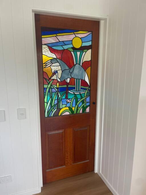 The Old Artist Residence, Boreen Point Boutique *
