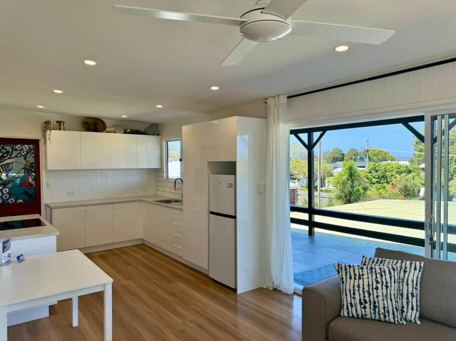The Old Artist Residence, Boreen Point Boutique * Cootharaba