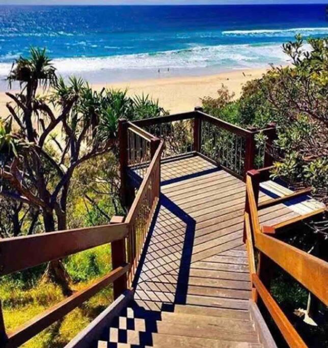 Apartment Location Location, Sunshine Beach, 100 M To