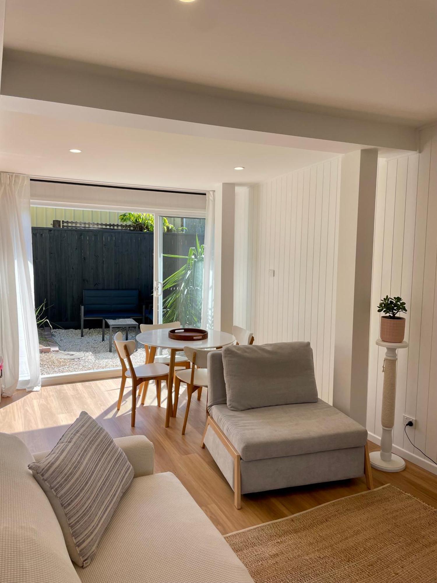 The Art Gallery Boreen Point Apartment Cootharaba