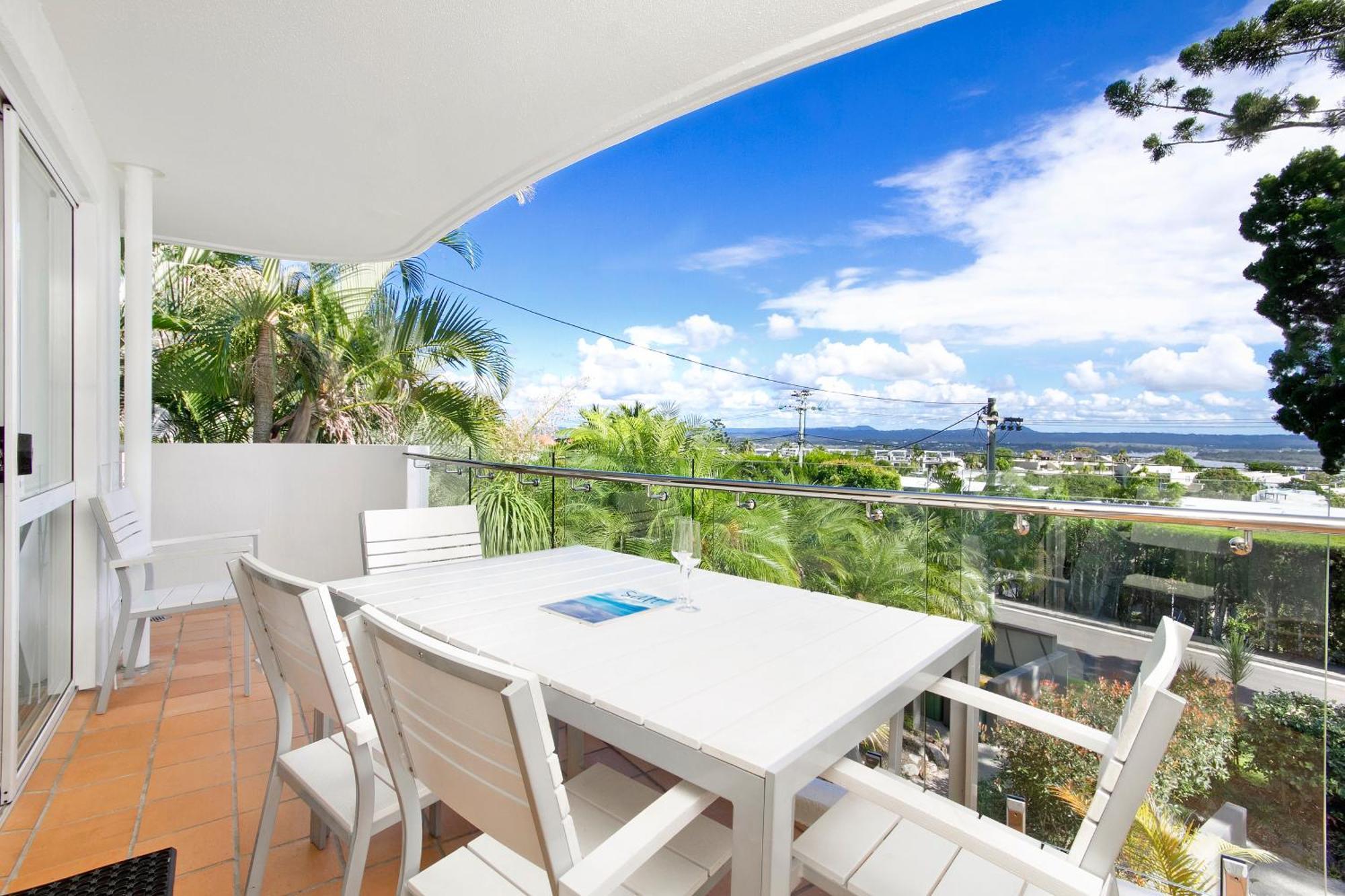 Apartment Nature's Haven Coastal Escape *