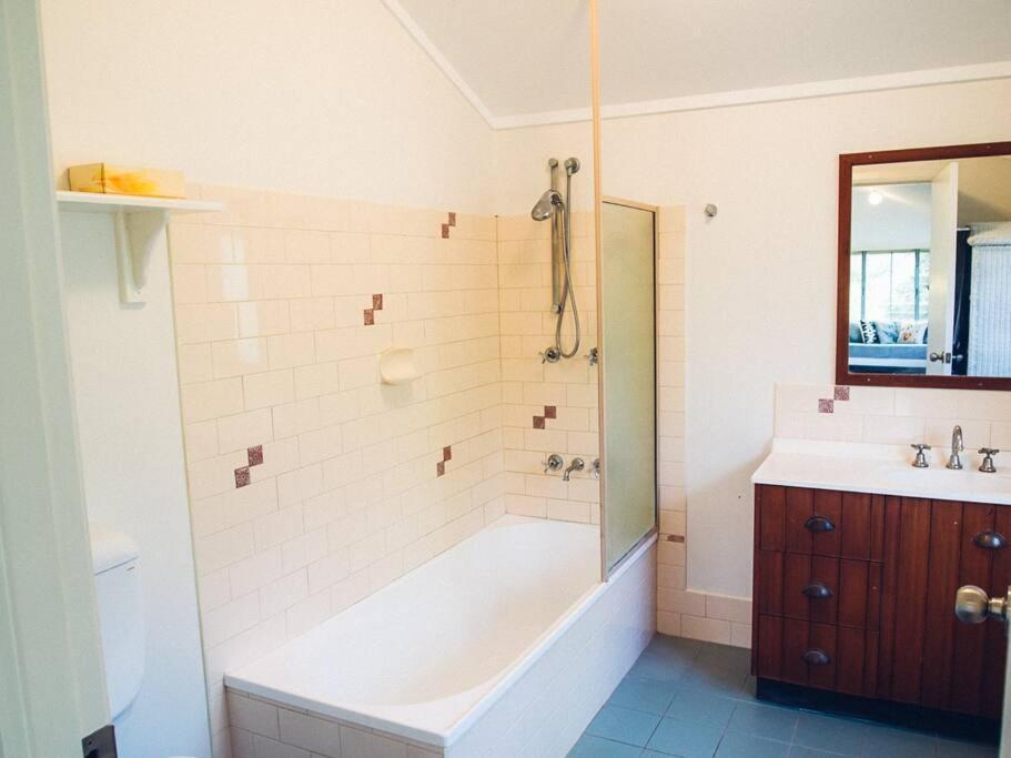 Blair Downs Farm Country Retreat Cootharaba