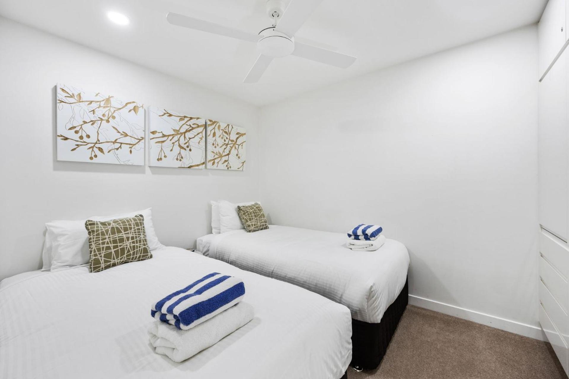 Unit 1 Taralla 16 18 Edgar Bennett Avenue *