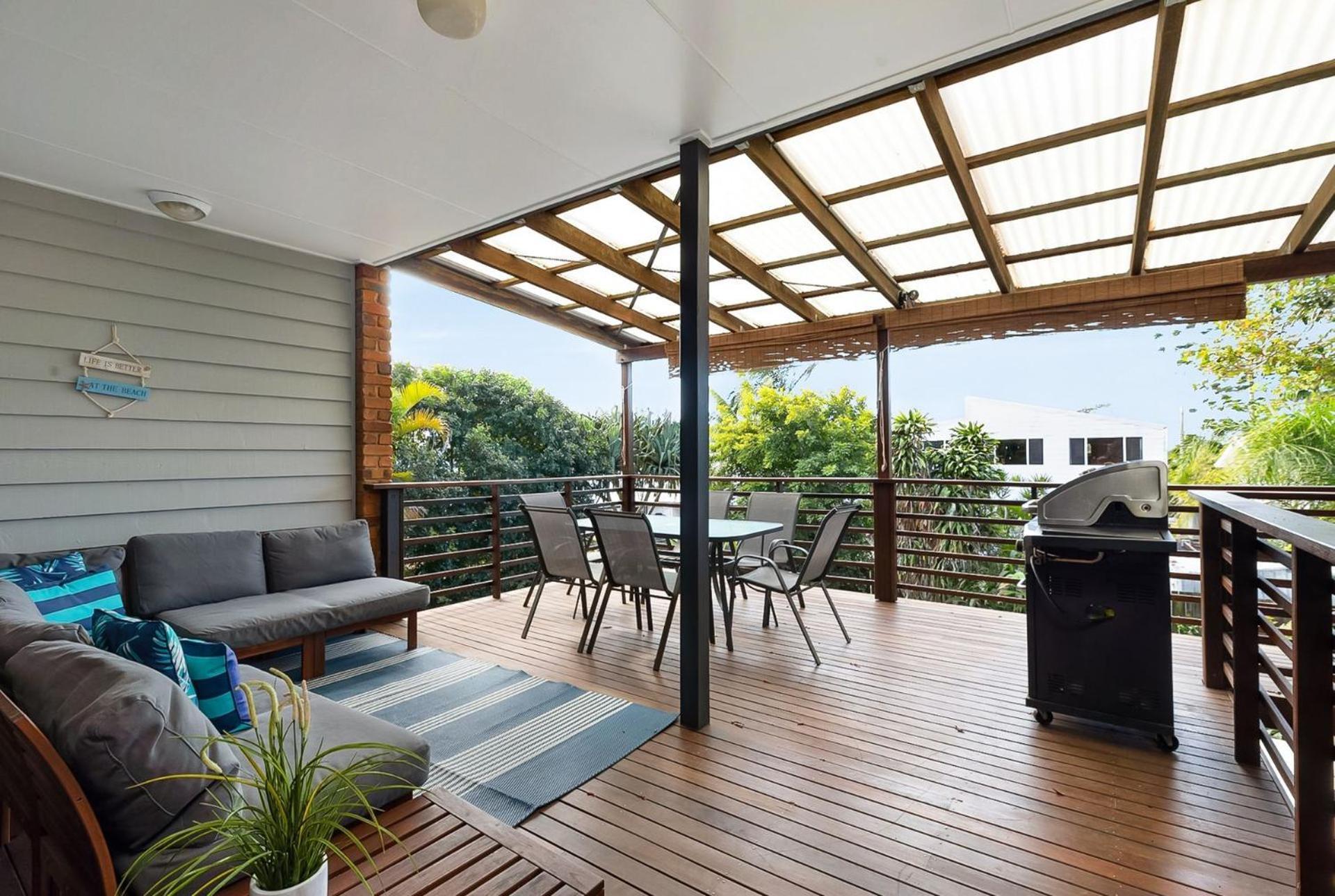 Generous Family With 4 Bedrooms, Pool, Pet Friendly Sunshine Beach