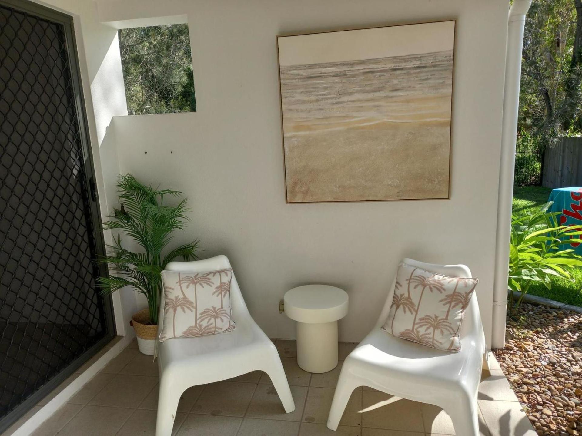 106 Ivory Apartment *