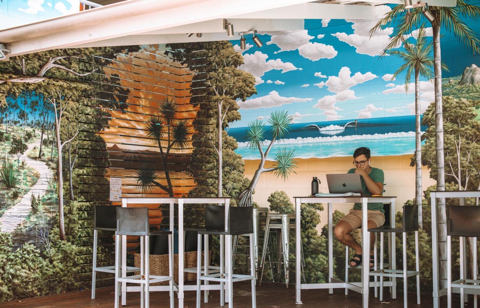 Noosa Flashpackers *