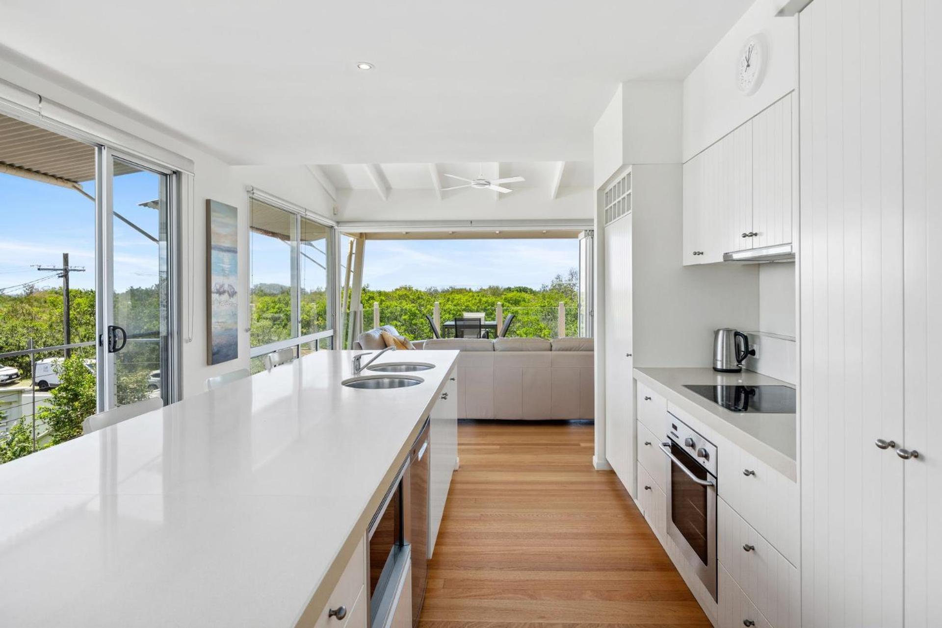 Apartment 1 Casuarinas In Peregian *