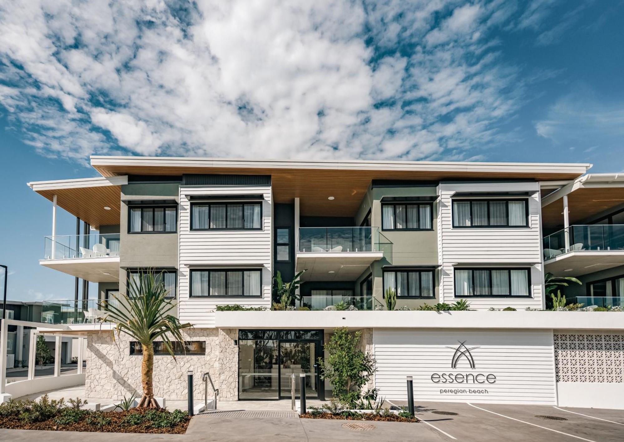 Essence Peregian - Lily 4 Bedroom Luxury With Private Pool * Peregian Beach