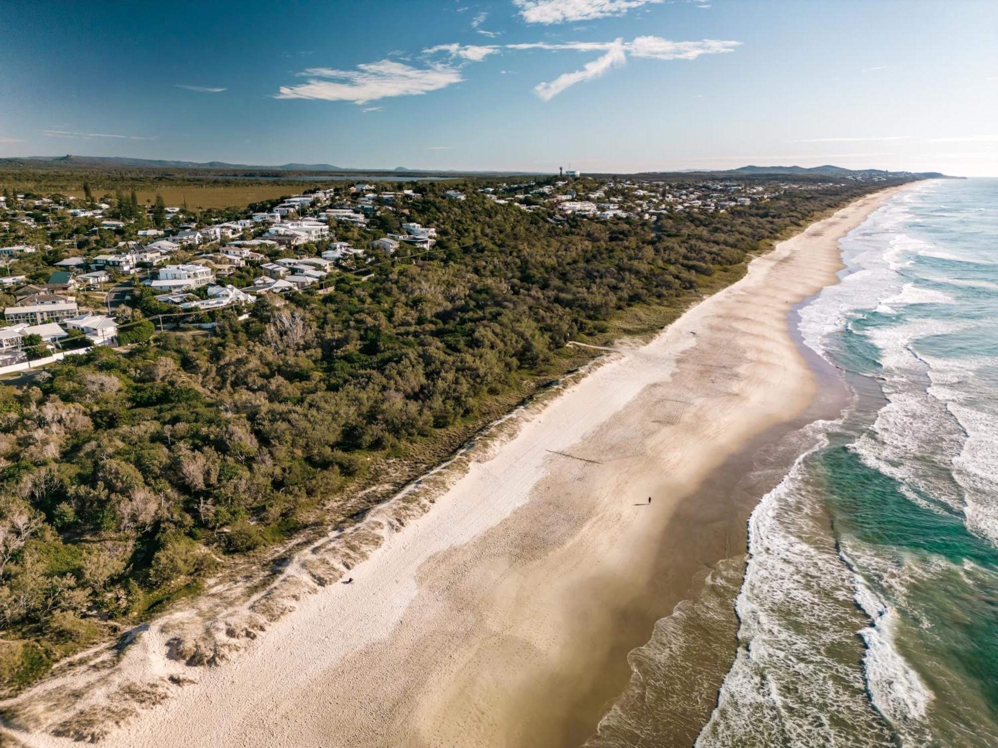 Essence Peregian - Lily 4 Bedroom Luxury With Private Pool