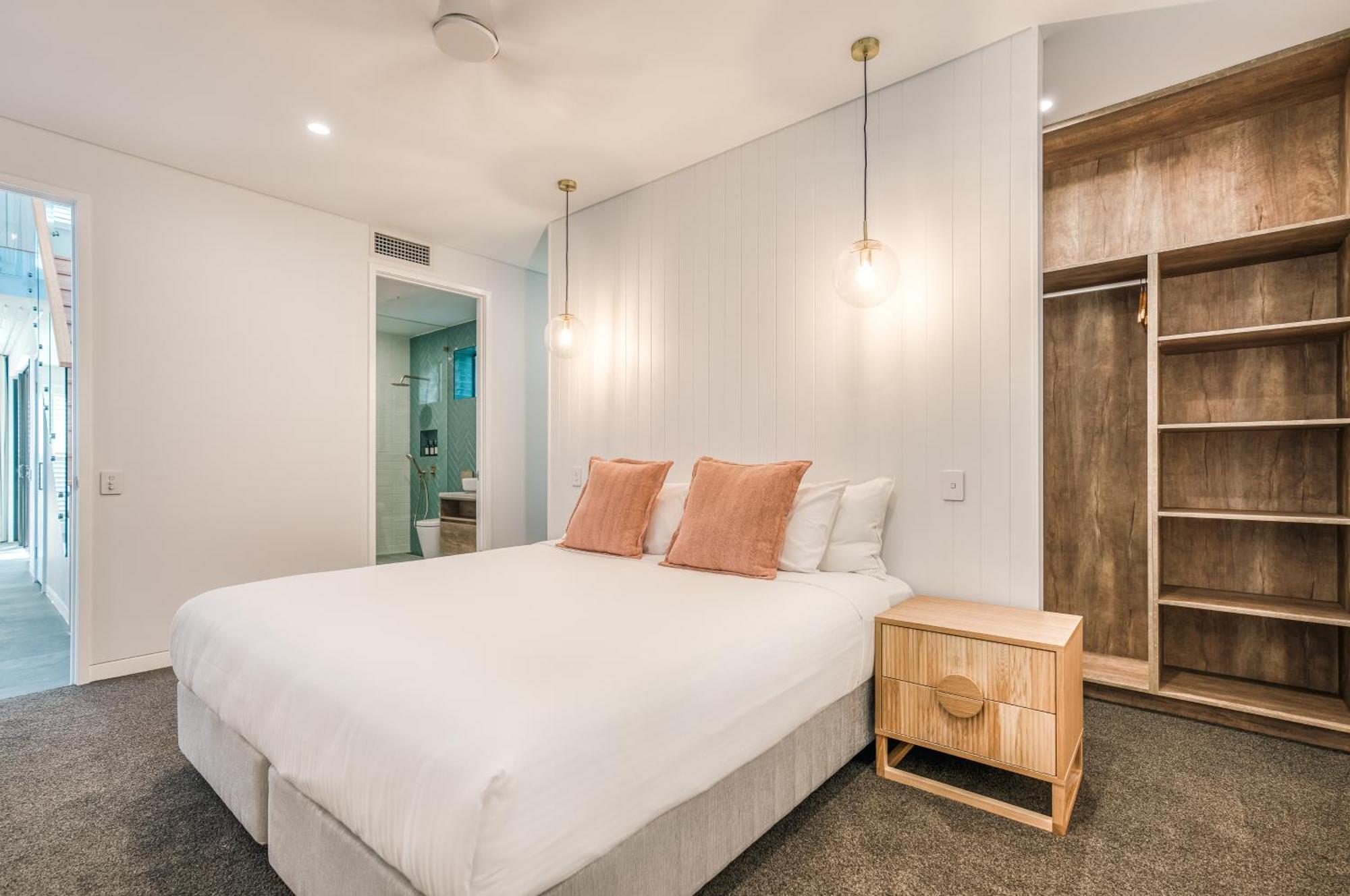 Essence Peregian - Lily 4 Bedroom Luxury With Private Pool Peregian Beach