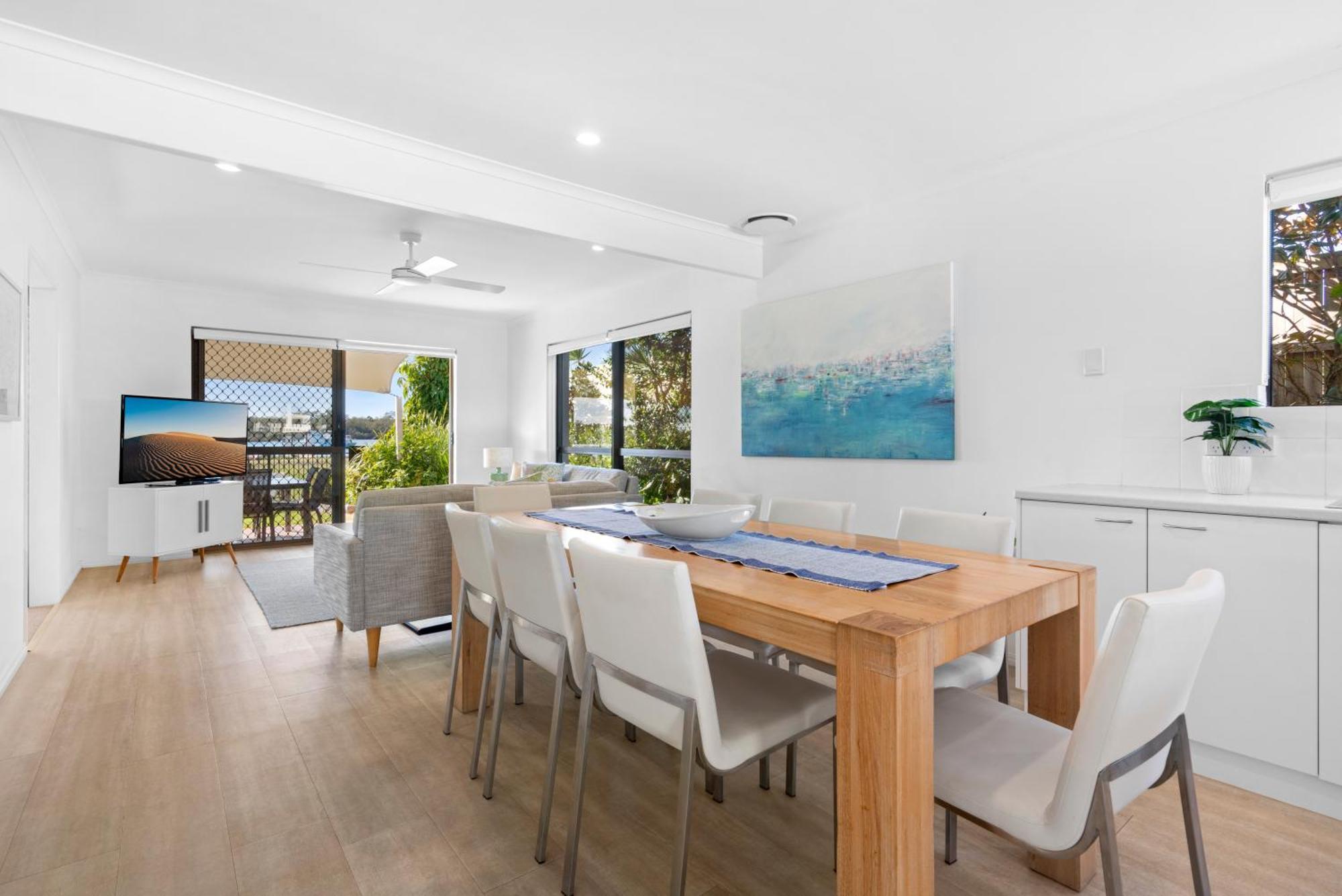 Cayman Quays Noosaville