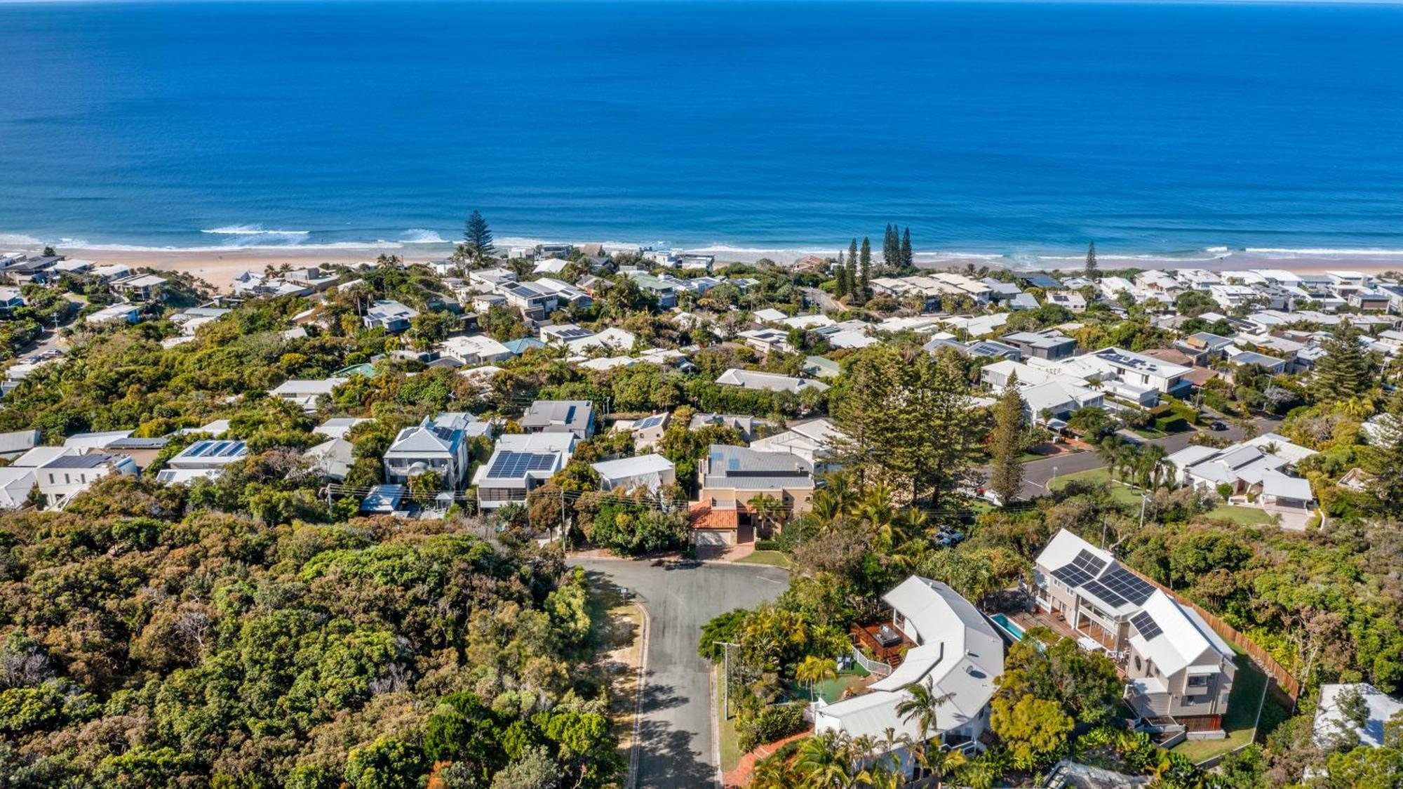A Tropical Family Oasis In Sunshine Beach Holiday home Sunshine Beach